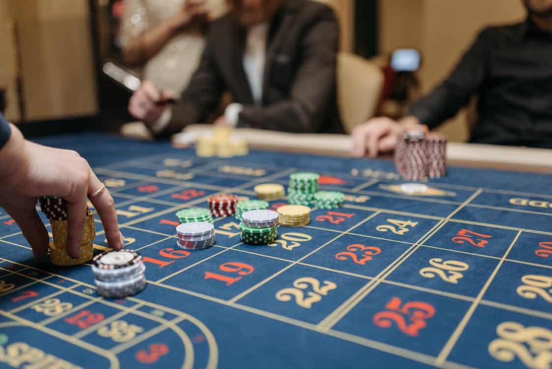 What Poker Pros Don’t Want You to Know About Texas Holdem