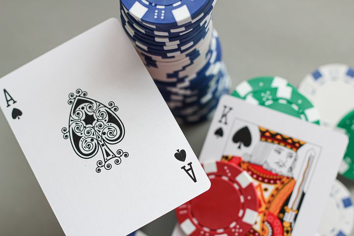 Texas Holdem Poker Essential Strategies For Intermediate Players