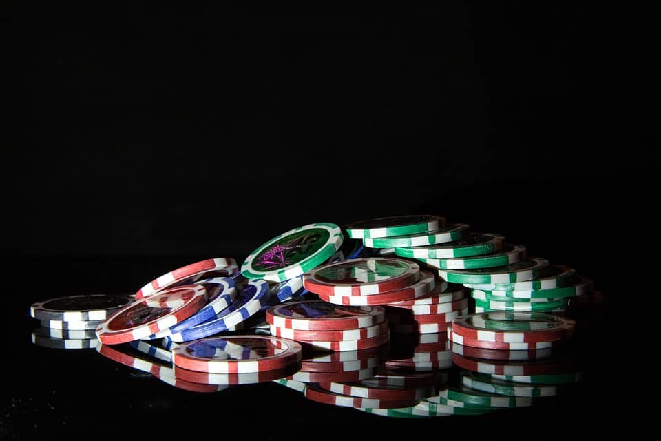 Common Physical Tells in Poker You Should Know